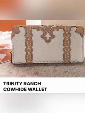 Trinity Ranch Cowhide Wallet in White and Tan